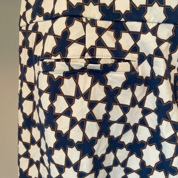 Soft Surroundings Women's Tile Print Stretch Straight Leg Ankle Pants, Size L - Picture 5 of 7